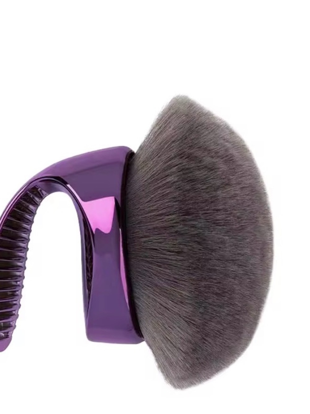 Body makeup brush